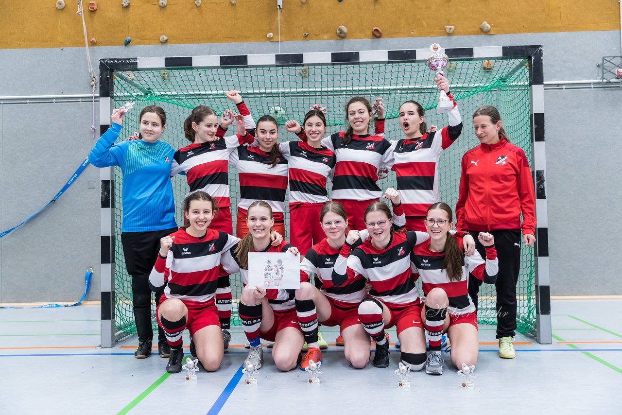 Bild 113 - B2 Loewinnen Cup